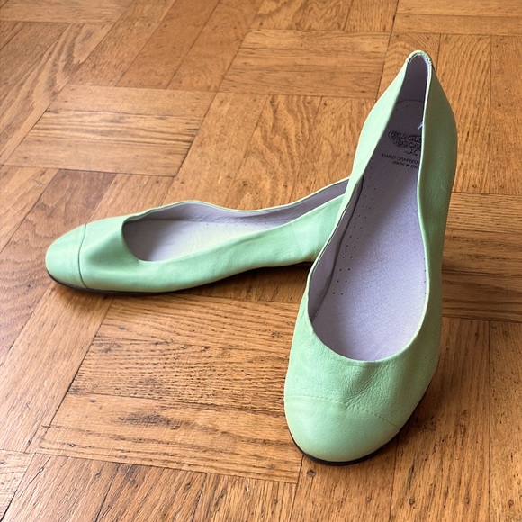 EUC Buttery Leather Calzoleria Toscana Cap-Toe Flats women size 39 - Picture 4 of 12